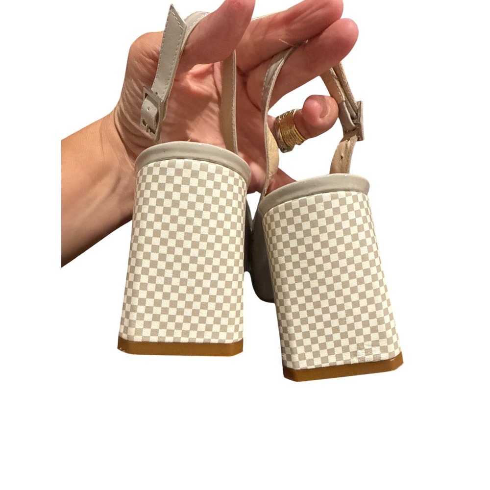 Diane B. Milano Beige Patent Leather Slingback Block Heel Checkerboard 37.5/7.5 - Picture 5 of 6